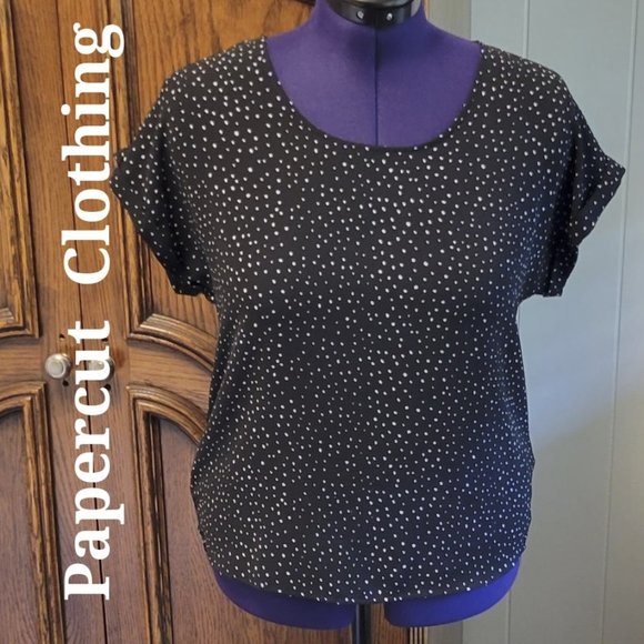 Papercut Clothing black with white polka dot short sleeve tunic blouse Sz: L - Picture 1 of 6